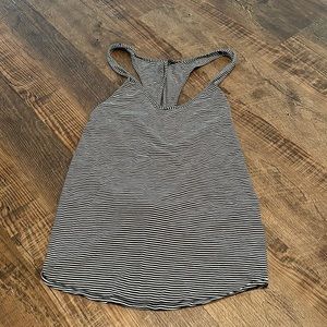 Women’s open back black and white striped tank size 6